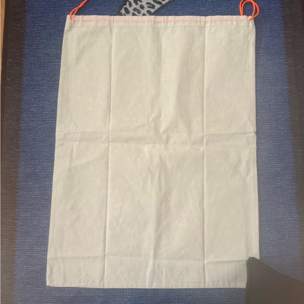 Star Pattern Drawstring Bag - Picture 5 of 6